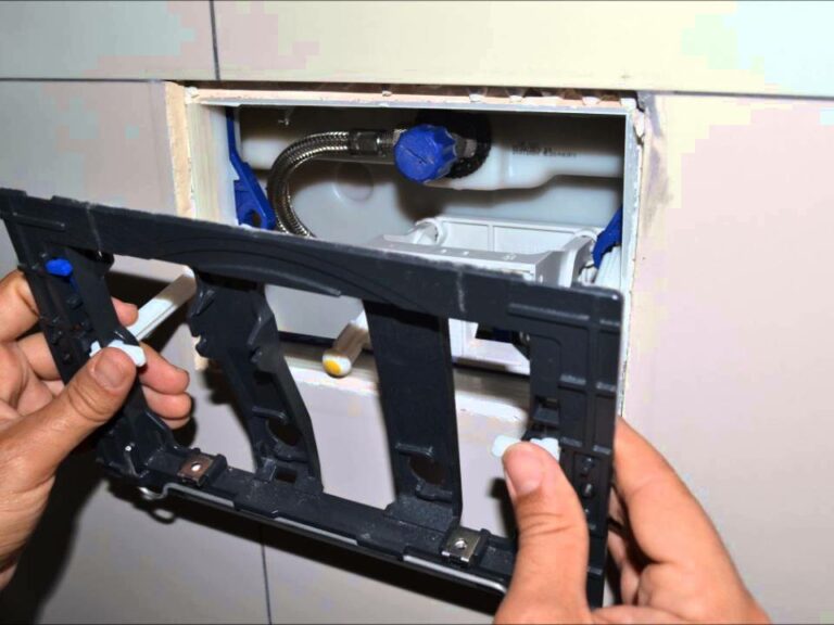 Cual es la mejor forma de prevenir problemas en las cisternas empotradas de baño y aseo